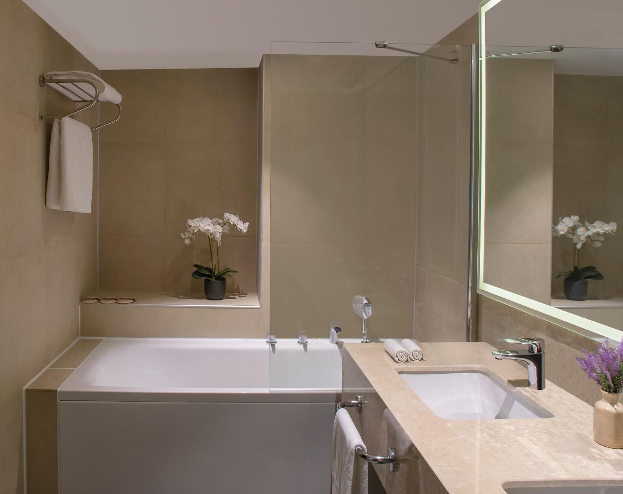 Movenpick Diyarbakir Hotell Exteriör bild