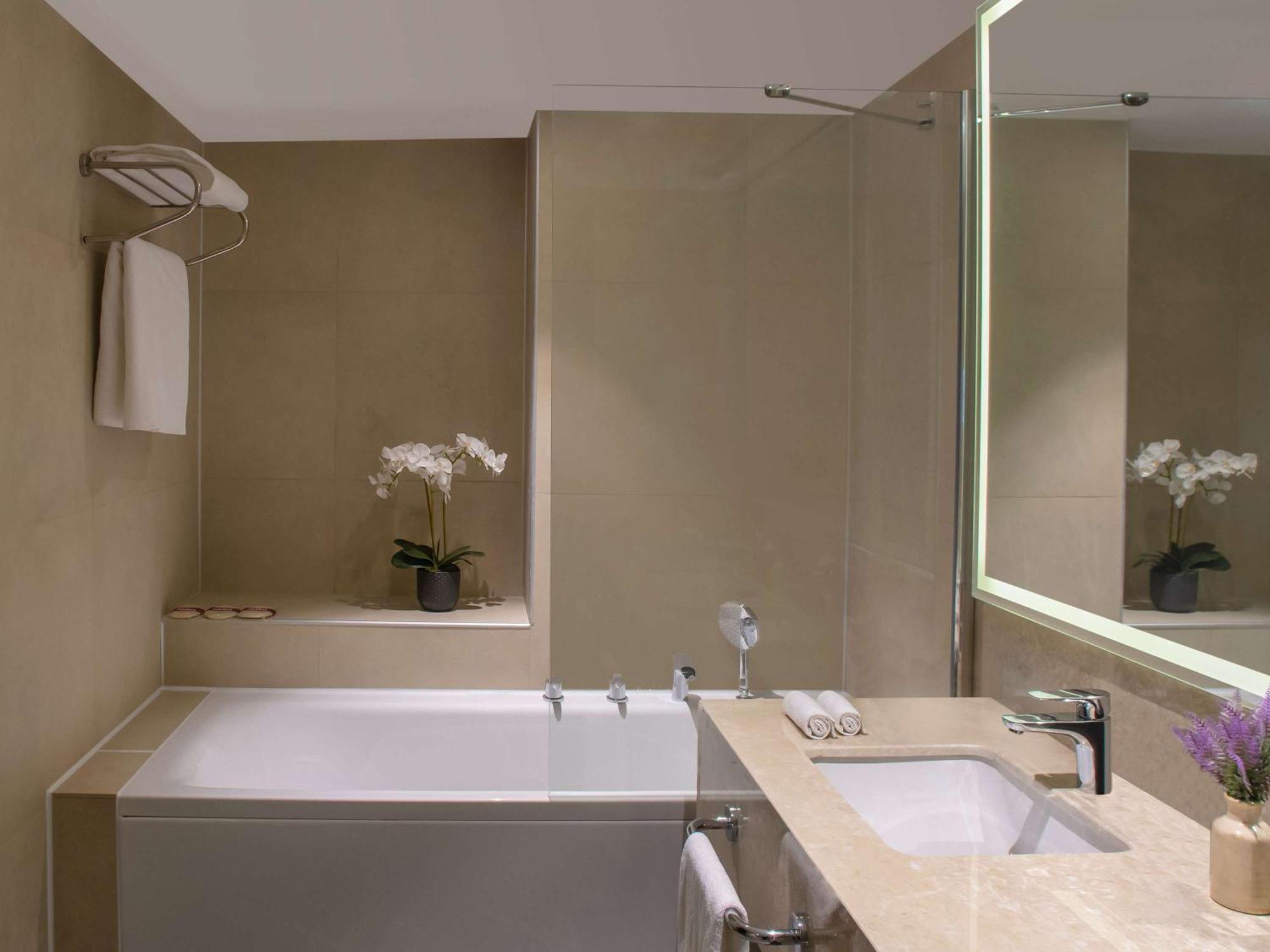 Movenpick Diyarbakir Hotell Exteriör bild